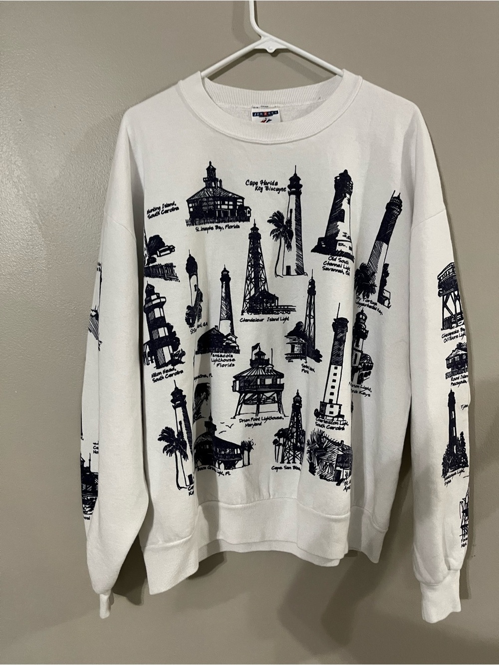 Jerzees vintage White Crewneck Sweatshirt with Navy Lighthouse Print